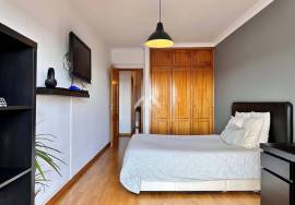 3 bedroom townhouse with Box Garage - Rio de Mouro