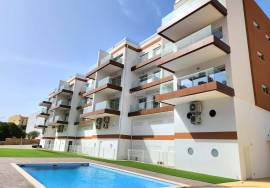 Luxusoso New 3 bedroom Penthouse apartment with communal pool, rooftop and sea view located on Praia dos Alemão in Albufeira