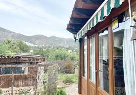 Sale of three small houses on a plot of 2700 m2 in XALÓ.