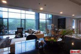 Spectacular Four Bedroom Duplex with Contemporary Amenities in Suthep