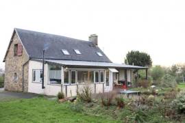 Detached Country House with Outbuilding