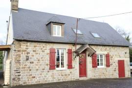 Detached Country House with Outbuilding