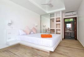 Brand New 3 Bed 4 Bath Pool villa in Chalong near Big Buddha // 10 mins to beaches and schools