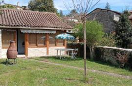 €75000 - Perfect Holiday Home For Sale in Nanteuil-en-Vallee