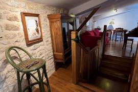 €182950 - Beautiful Charentaise House with a Pleasant Private Courtyard