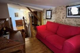 €182950 - Beautiful Charentaise House with a Pleasant Private Courtyard