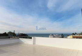 New 3 bedroom penthouse with swimming pool, garage, high quality finishes and just a few meters from the beach