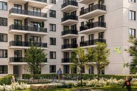 Upscale new 3-room apartment with terrace at Winterfeldtplatz in Schoneberg for sale