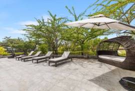 Elegant 4-bedroom Patio Duplex with Private Pool and Stunning Sea Views