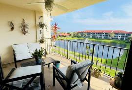 106 Half Moon Circle B1, Hypoluxo, FL 33462