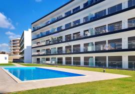 T1 Semi New with Pool in Gated Community with Pool and Box Garage - Praia da Rocha