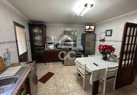 House with 3+2 Bedrooms - Santa Clara - Ponta Delgada