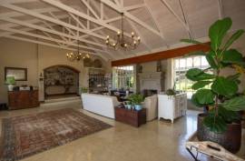 Luxury 5 Bed Villa For Sale in White River Mpumalanga South