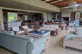 Luxury 5 Bed Villa For Sale in White River Mpumalanga South