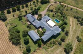 Luxury 5 Bed Villa For Sale in White River Mpumalanga South