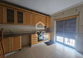 3 bedroom apartment in Duplex, located in Nova Leiria - Leiria