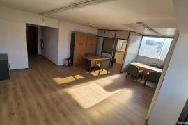 Office for rent in Zabalburu