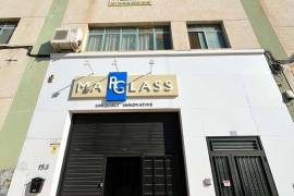 Warehouse for sale a second floor with elevator and loading dock in Elche