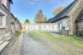 Detached Country House with Outbuildings