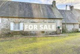 Detached Country House with Outbuildings