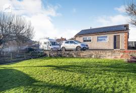 4 bedroom, Detached bungalow for sale