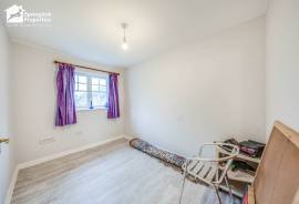 2 bedroom, Terraced House for sale