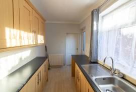 2 bedroom, Terraced House for sale