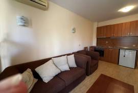 100 m to the beach! Fully furnished stud...