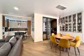 Superb 2 BED 2 BATH apartment, 150 sq.m....