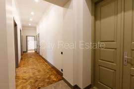 Apartment for sale in Riga, 118.00m2