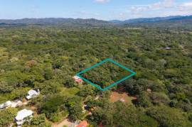 Junquillal Lot: Near the Coast Development Parcel For Sale in Playa Junquillal