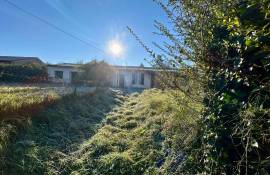 Maison en pierre de plain-pied pres de la Dordogne et des commerces