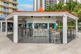 19201 Collins Avenue 809, Sunny Isles Beach, FL 33160