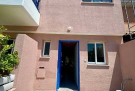 Charming 2 Bedroom Townhouse - Universal Area, Paphos