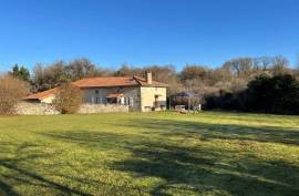 €96700 - Beautiful Stone House In Charente For Sale. Not Overlooked