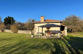 €96700 - Beautiful Stone House In Charente For Sale. Not Overlooked