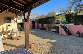 €149950 - Lovely 3-Bedroom Bungalow With Basement In Ruffec