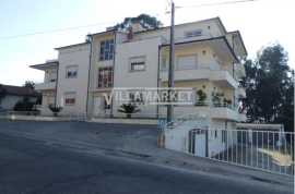 Banking warehouse for commerce with 292 m2 located in Lustosa (Lousada)