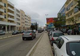 Urban land with 6430 m2 and approved PIP located next to Rotunda do Cubo in Olhão.