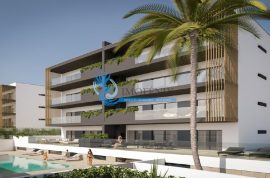 Luxurious 2+1 bedroom apartment with garage and swimming pool 10min from Alvor Beach- Under construction