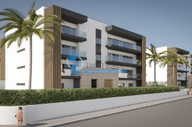 Luxurious 2+1 bedroom apartment with garage and swimming pool 10min from Alvor Beach- Under construction