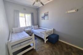 Stunning House plus 2 Guest units For Sale In Calitzdorp Western Cape South