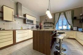 Luxury 8 Bedroom House For sale in Sankt Veit an der Glan