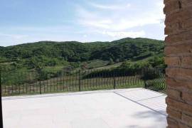 Luxury 5 Bed Villa For Sale in Torricella Peligna Chieti Abruzzo