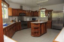 Luxury 8 Bed Villa For Sale in Ocho Rios