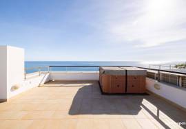 Exclusive Ocean Front Villa in Praia da Luz