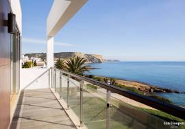 Exclusive Ocean Front Villa in Praia da Luz