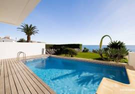 Exclusive Ocean Front Villa in Praia da Luz