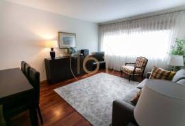 1 bedroom apartment, in Matosinhos, in front of Norte Shopping.