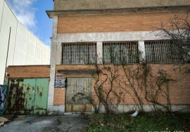 Industrial warehouse for sale in Betoño